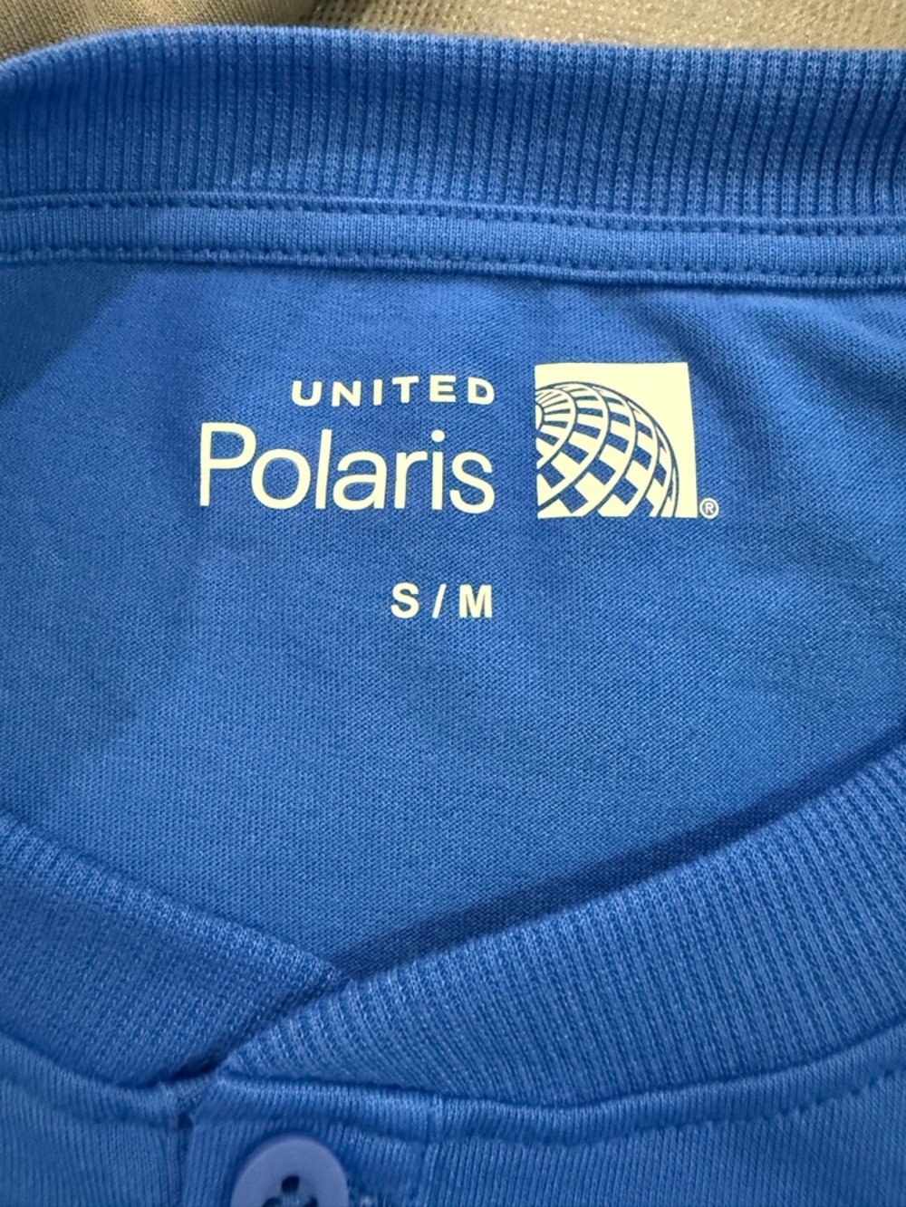 United Polaris Pajamas 2 sets with 1 Pair of Slippers ✈️ - Picture 9 of 10
